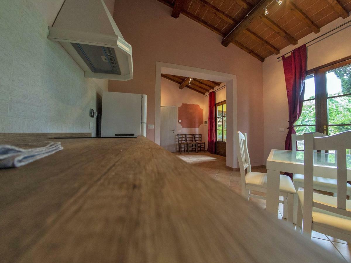 فيليني فالدارنو Residence La Poggerina المظهر الخارجي الصورة