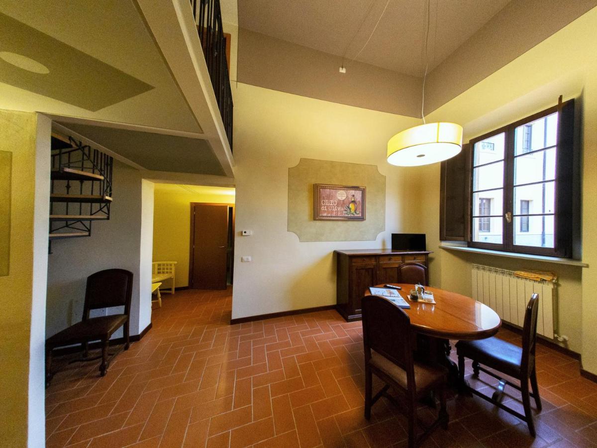 فيليني فالدارنو Residence La Poggerina المظهر الخارجي الصورة